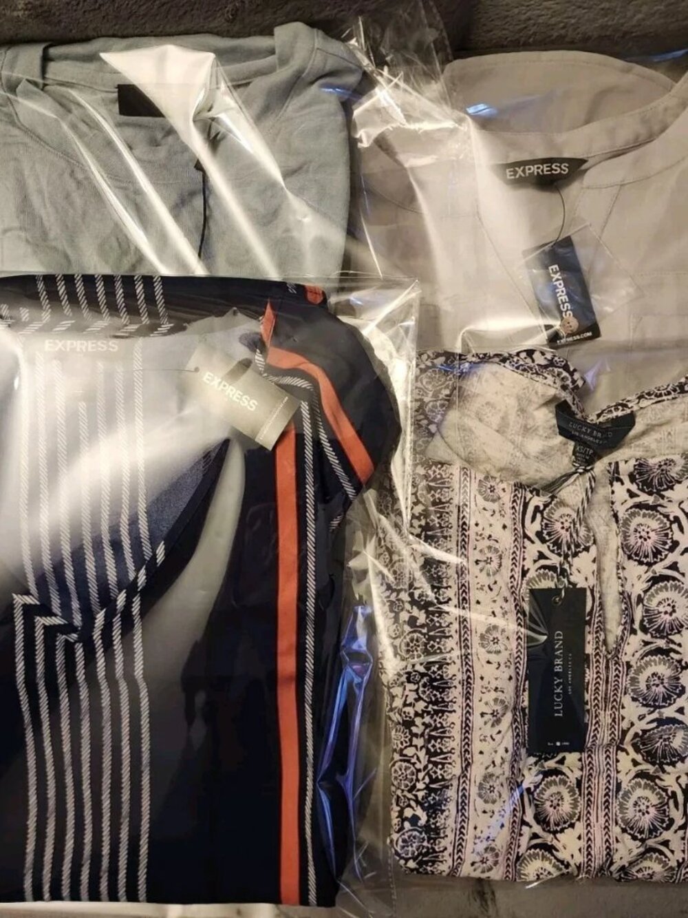 Lot of 4 Tops New with Tags size XS EXPRESS, LUCKY BRAND and TAHARI